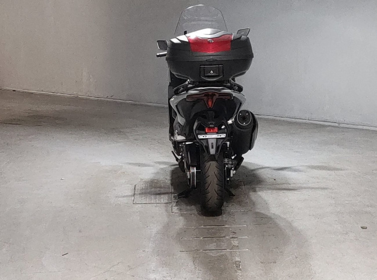 Мотоцикл Yamaha T-MAX560 с пробегом 15279 km