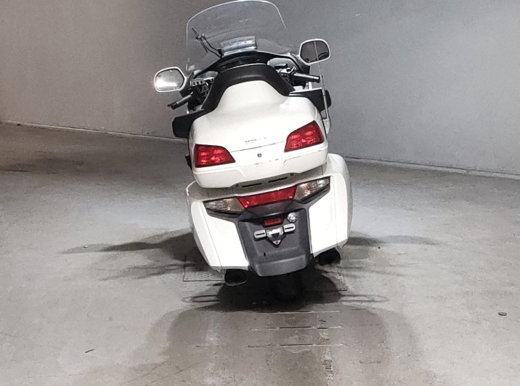 Мотоцикл Honda GL1800 с пробегом 16139 km
