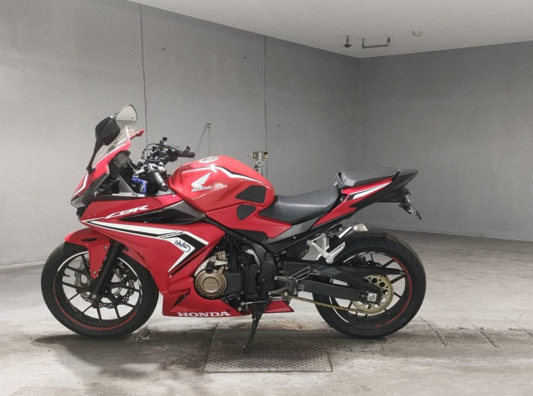 Мотоцикл Honda CBR400R з пробігом 61915 km