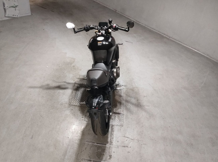 Мотоцикл Yamaha XSR900 с пробегом 3777 km