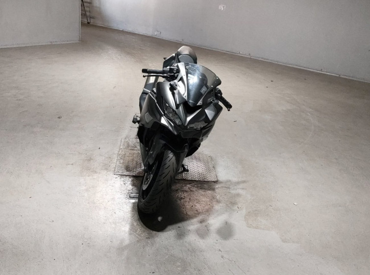 Мотоцикл Kawasaki NINJA ZX-4R SE с пробегом 2926 km