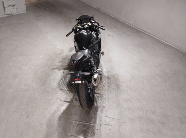 Мотоцикл Kawasaki NINJA ZX-4R SE с пробегом 2926 km