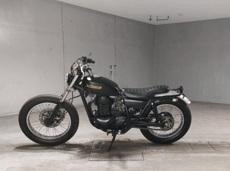 Мотоцикл Kawasaki 250TR з пробігом 9589 km