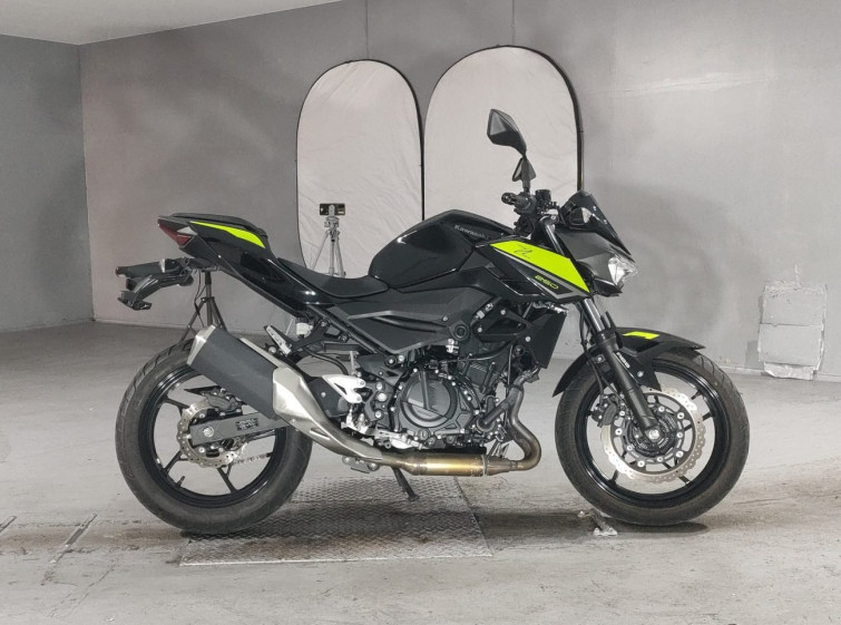 Мотоцикл Kawasaki Z250 з пробігом 6611 km