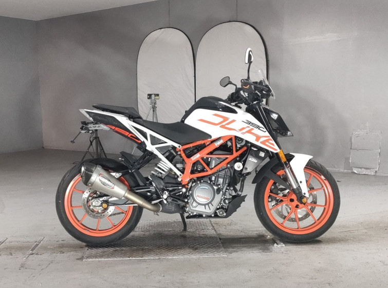 Мотоцикл KTM 390 DUKE з пробігом 7939 km