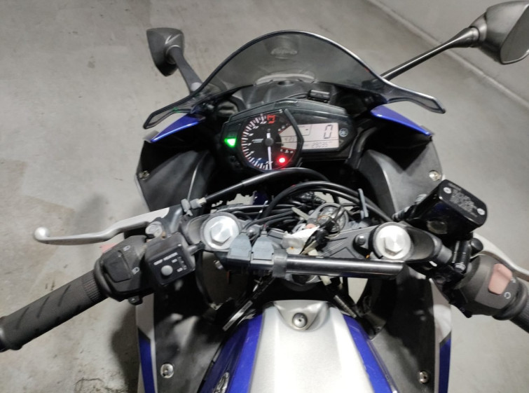 Мотоцикл Yamaha YZF-R25 с пробегом 29035 km