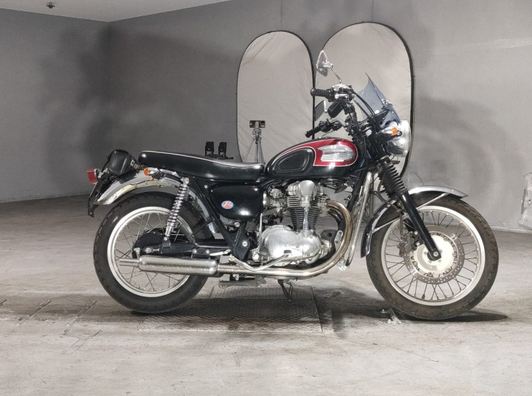 Мотоцикл Kawasaki W650 з пробігом 34672 km