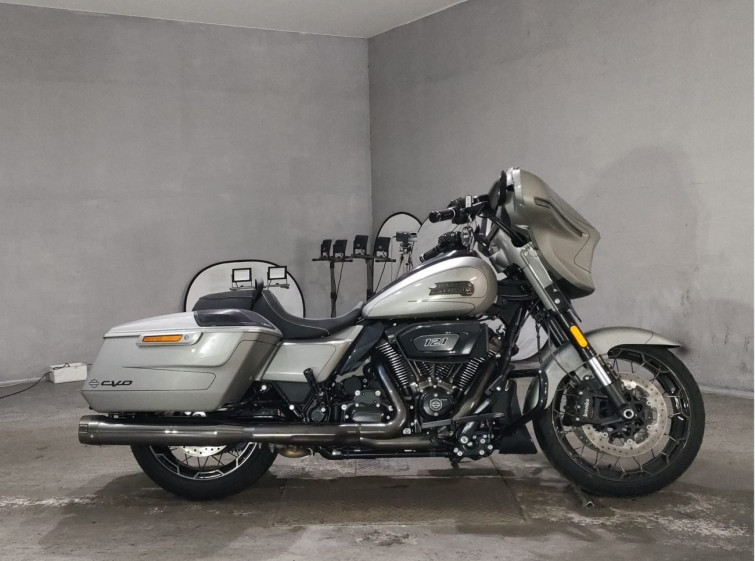 Мотоцикл HD FLHXSE1920 CVO с пробегом 51 km