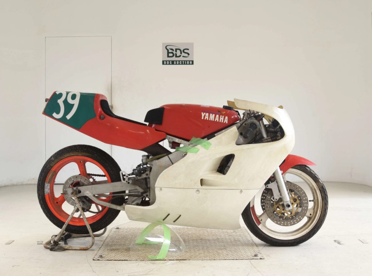 Мотоцикл Yamaha TZ250