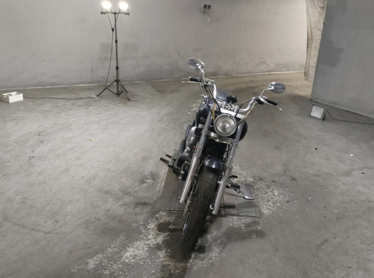 Мотоцикл Yamaha DRAGSTAR XVS400 с пробегом 4272 km