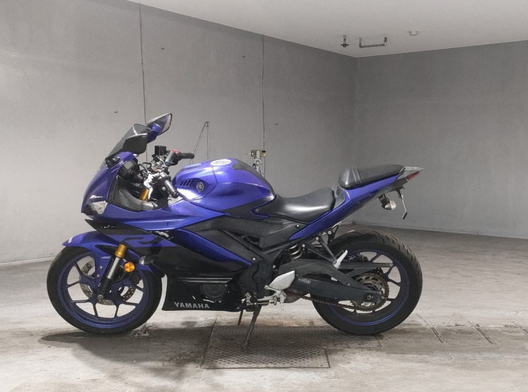 Мотоцикл Yamaha YZF-R3 с пробегом 54833 km