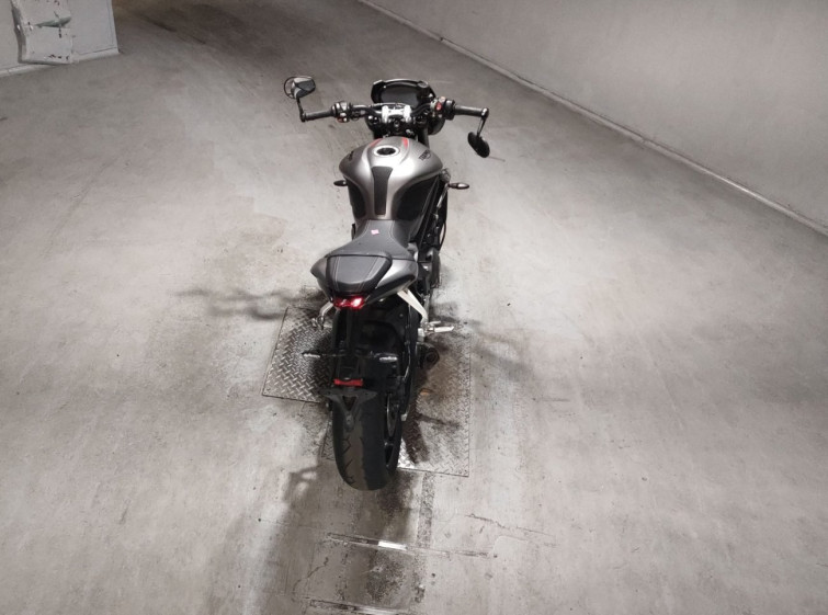 Мотоцикл Triumph STREET TRIPLE RS