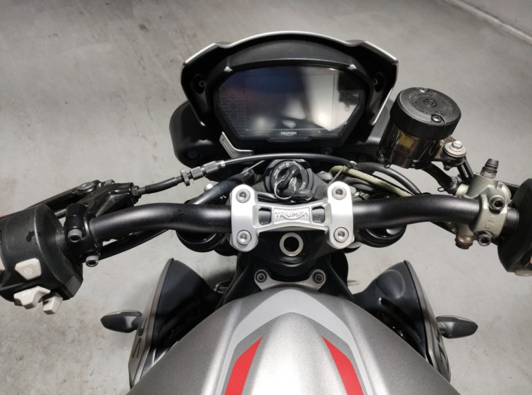 Мотоцикл Triumph STREET TRIPLE RS