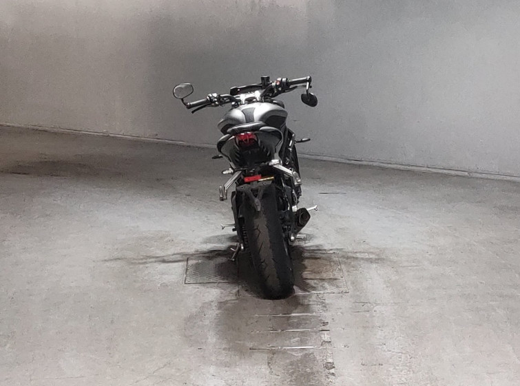 Мотоцикл Triumph STREET TRIPLE RS
