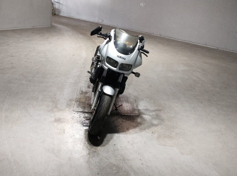 Мотоцикл Yamaha FZ400 с пробегом 78877 km