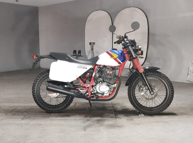 Мотоцикл Honda FTR223 с пробегом 1220 km