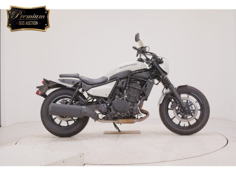 Мотоцикл Kawasaki ELIMINATOR400-3SE с пробегом 824 km