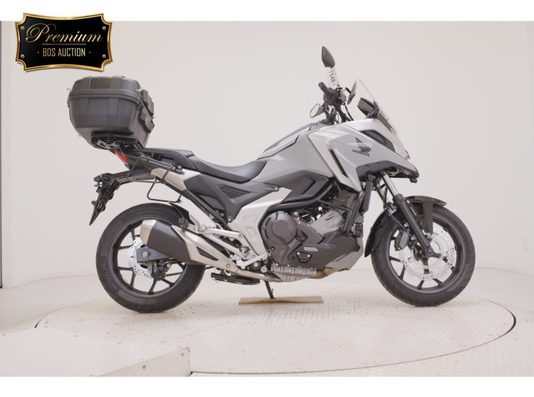 Мотоцикл Honda NC750XD с пробегом 595 km