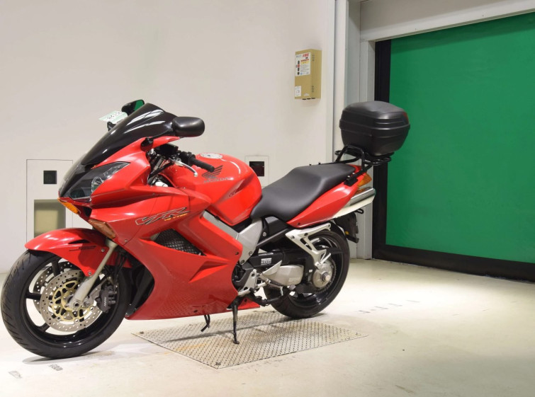 Мотоцикл Honda VFR800F с пробегом 45114 km