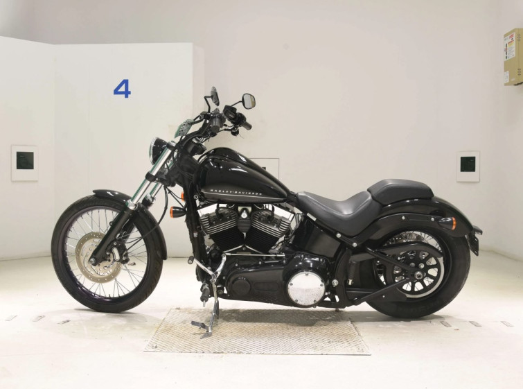 Мотоцикл HD BLACKLINE FXS1580 с пробегом 17059 km