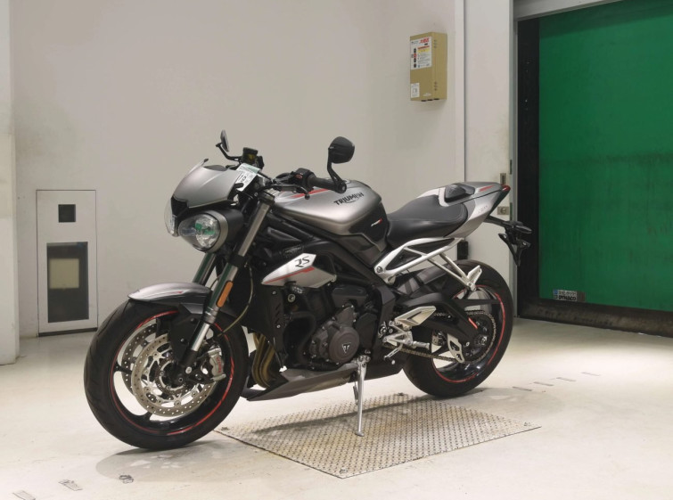 Мотоцикл Triumph STREET TRIPLE RS с пробегом 10119 km