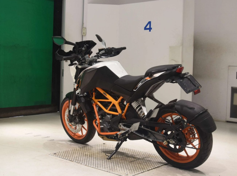 Мотоцикл KTM 390 DUKE з пробігом 14659 km