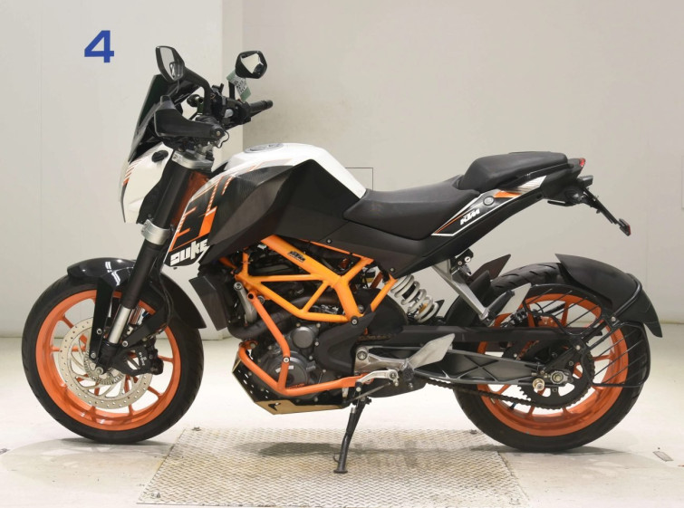 Мотоцикл KTM 390 DUKE з пробігом 14659 km