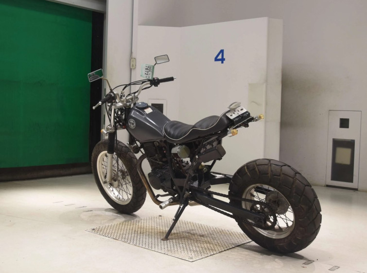 Мотоцикл Yamaha TW200 з пробігом 2942 km