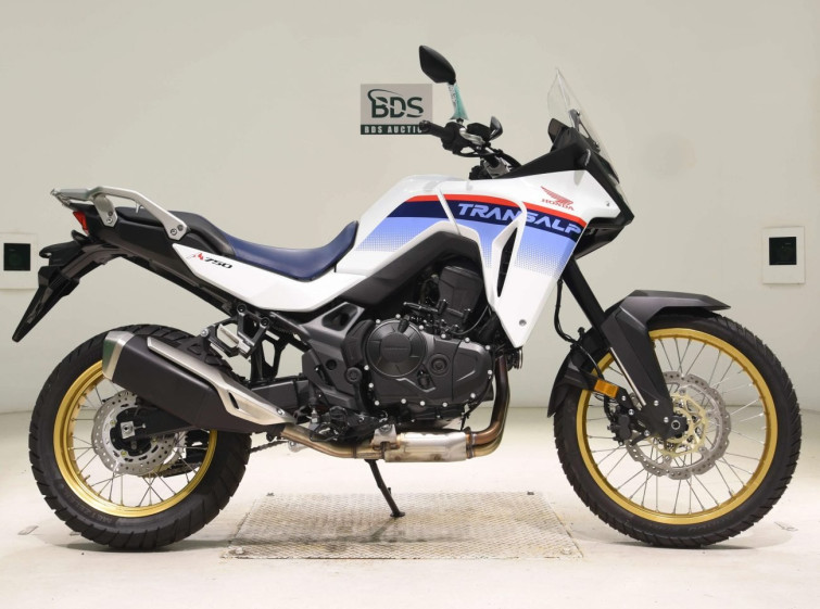 Мотоцикл Honda XL750TRANSALP