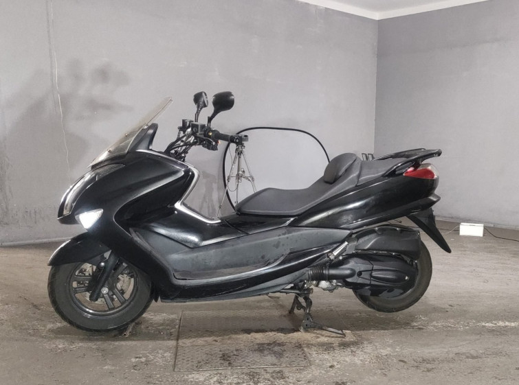 Мотоцикл Yamaha MAJESTY250 с пробегом 73497 km