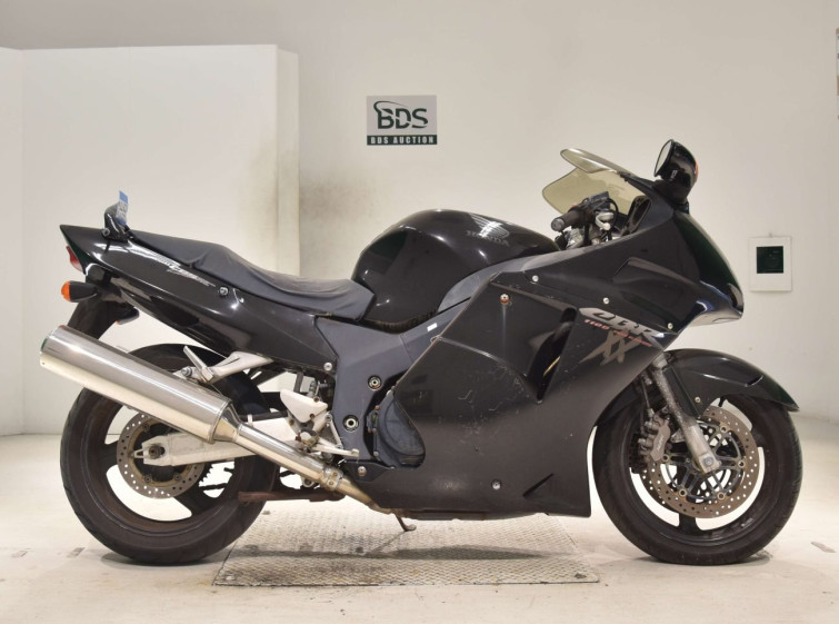 Мотоцикл Honda CBR1100XX BLACKBIRD с пробегом 37515 km