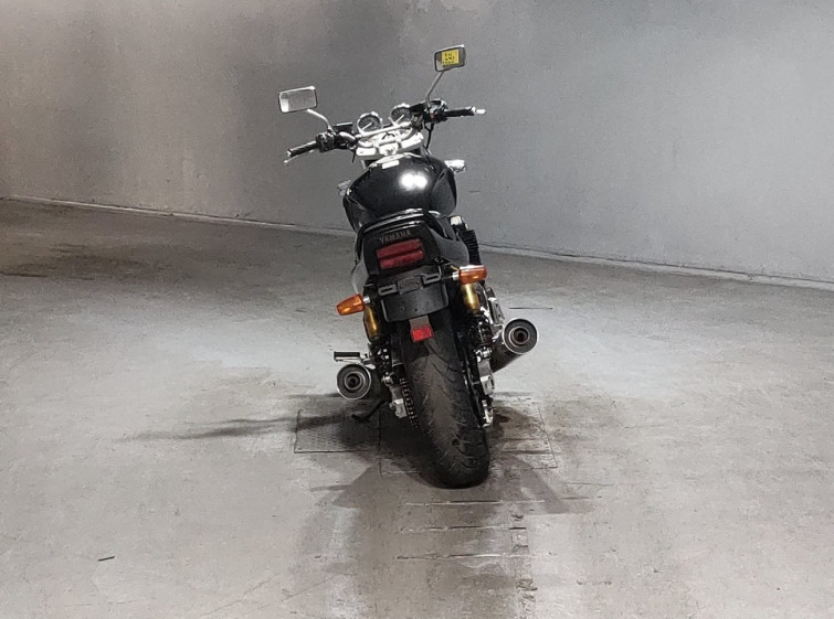 Мотоцикл Yamaha XJR1200 з пробігом 9635 km
