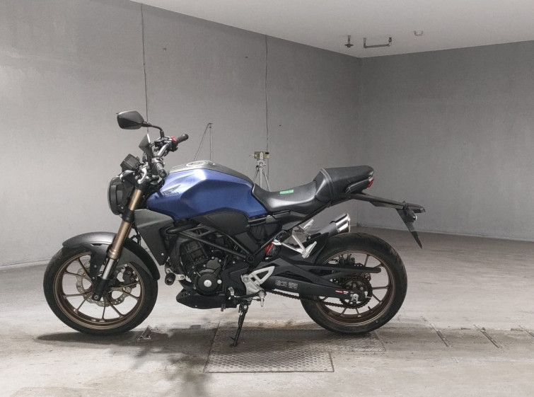Мотоцикл Honda CB250R с пробегом 9891 km