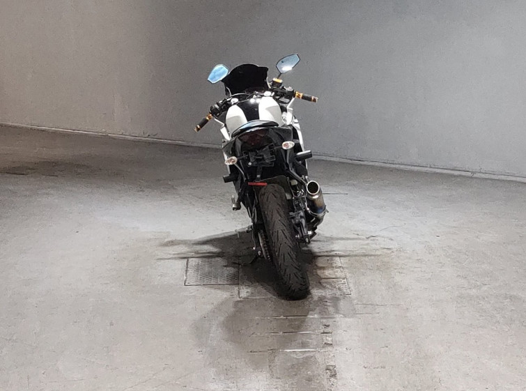 Мотоцикл Yamaha YZF-R25 с пробегом 17043 km