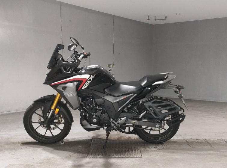 Мотоцикл Honda CB200XA с пробегом 3516 km