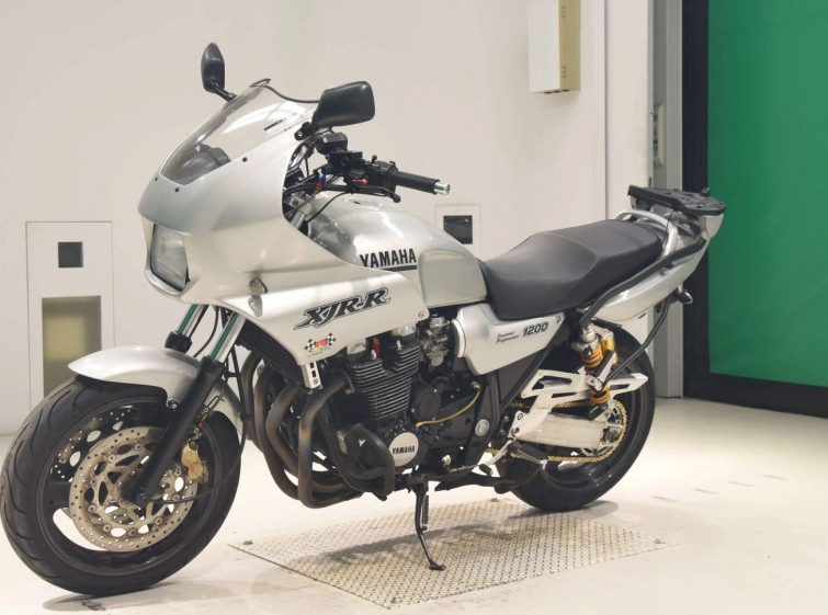 Мотоцикл Yamaha XJR1200R с пробегом 61614 km