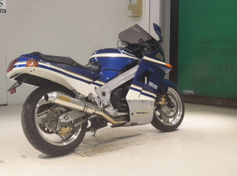 Мотоцикл Kawasaki ZX-10 з пробігом 29664 km