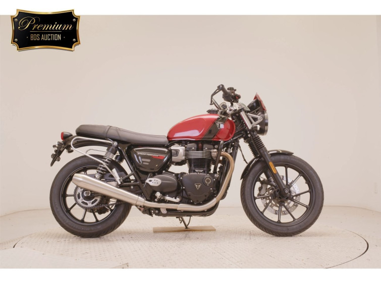 Мотоцикл Triumph SPEED TWIN 900 з пробігом 26847 km