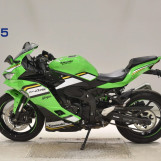 Мотоцикл Kawasaki ZX-4RR з пробігом 5351 km