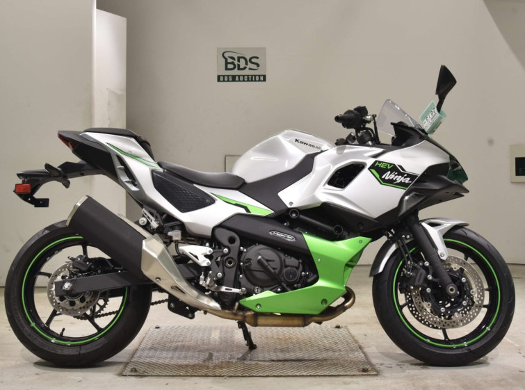 Мотоцикл Kawasaki NINJA7HYBRID с пробегом 3 km