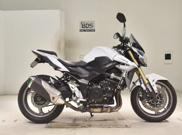 Мотоцикл Suzuki GSR750A с пробегом 11817 km
