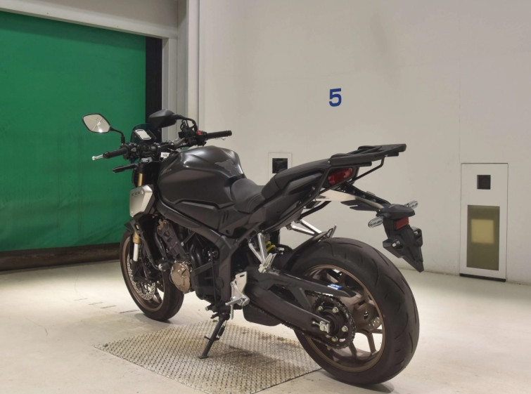 Мотоцикл Honda CB650R с пробегом 3583 km
