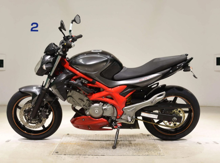 Мотоцикл Suzuki GLADIUS 400 з пробігом 44834 km