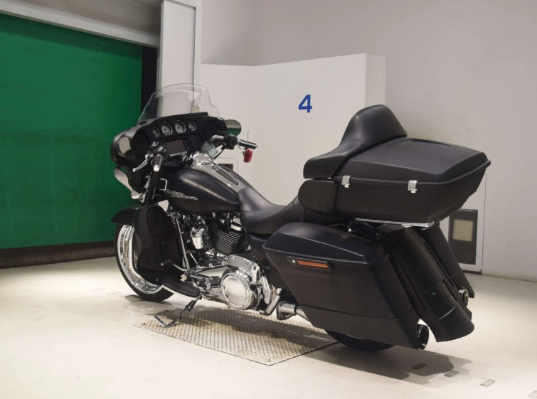 Мотоцикл HD SREET GLIDE FLHXS1750 з пробігом 10834 km
