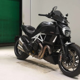 Мотоцикл Ducati DIAVEL CARBON с пробегом 5809 km
