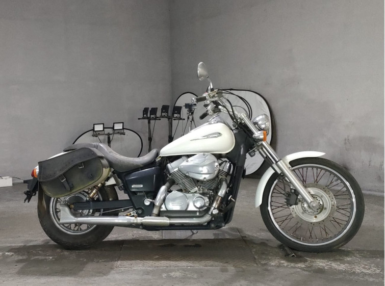 Мотоцикл Honda SHADOW 400 CUSTOM
