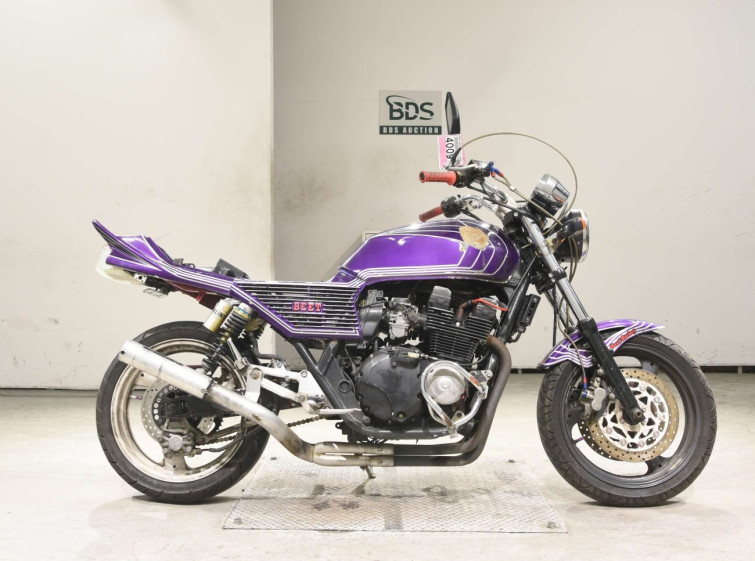 Мотоцикл Yamaha XJR400