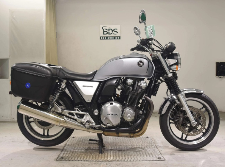 Мотоцикл Honda CB1100A с пробегом 15196 km