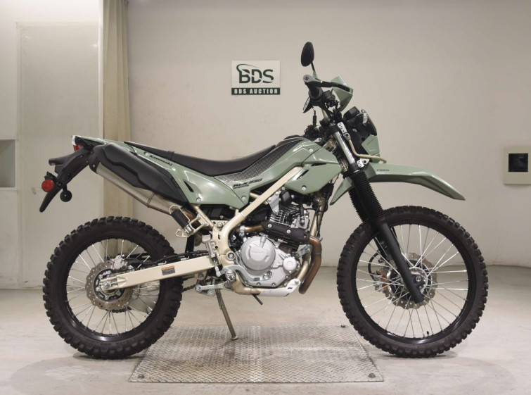 Мотоцикл Kawasaki KLX230 SHERPA з пробігом 1035 km