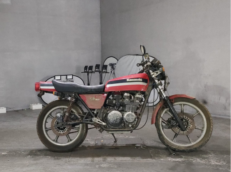 Мотоцикл Kawasaki Z400FX с пробегом 4670 km